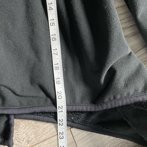 Lululemon Presence Of Mind‎ Jacket Fleece Wrap Cardi Zip Sleeve Black - Picture 5 of 6